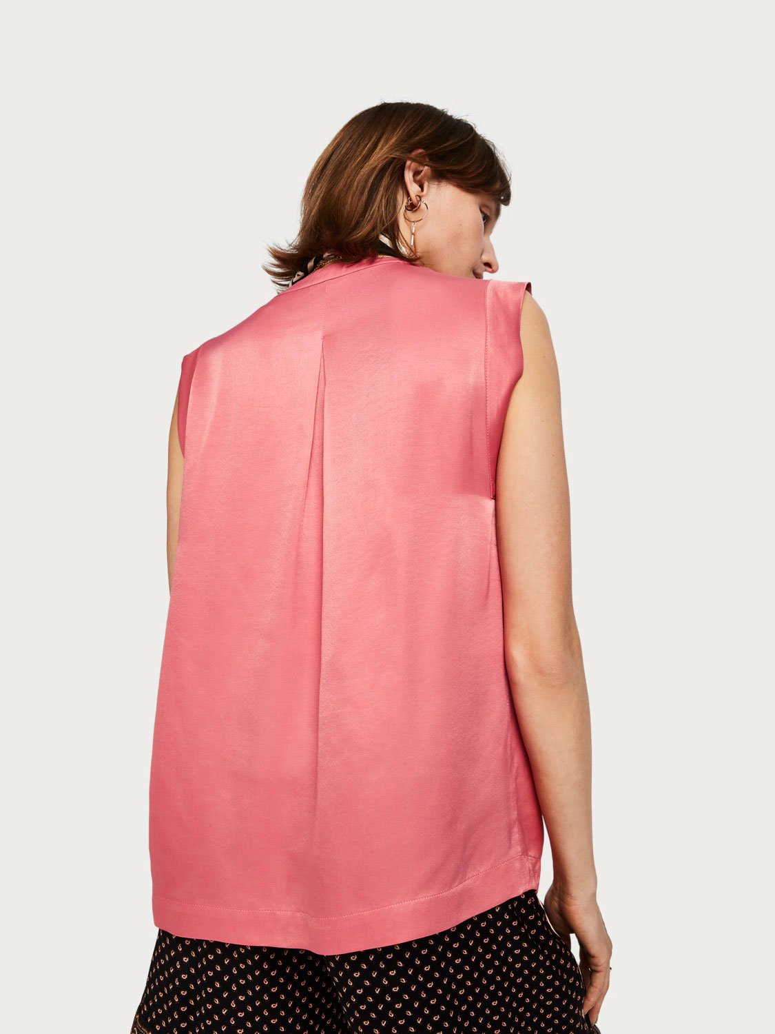 Sleeveless Pleated Top
