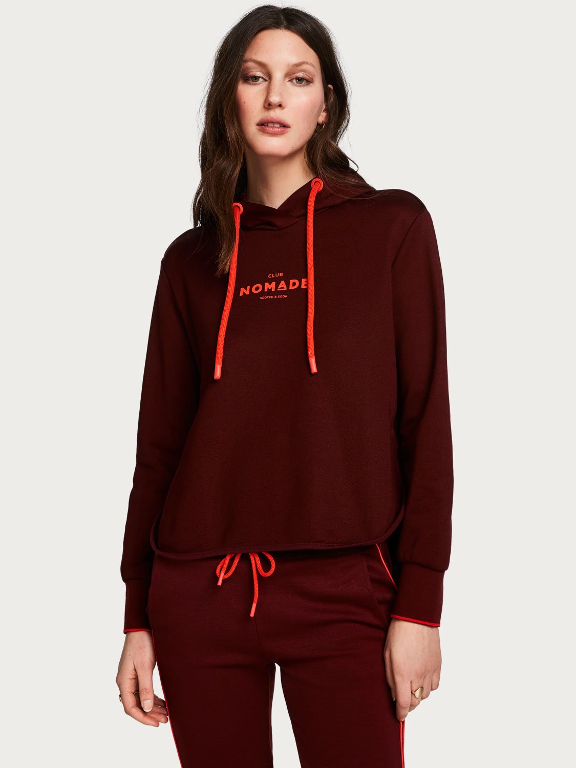 Logo Hoodie Club Nomade