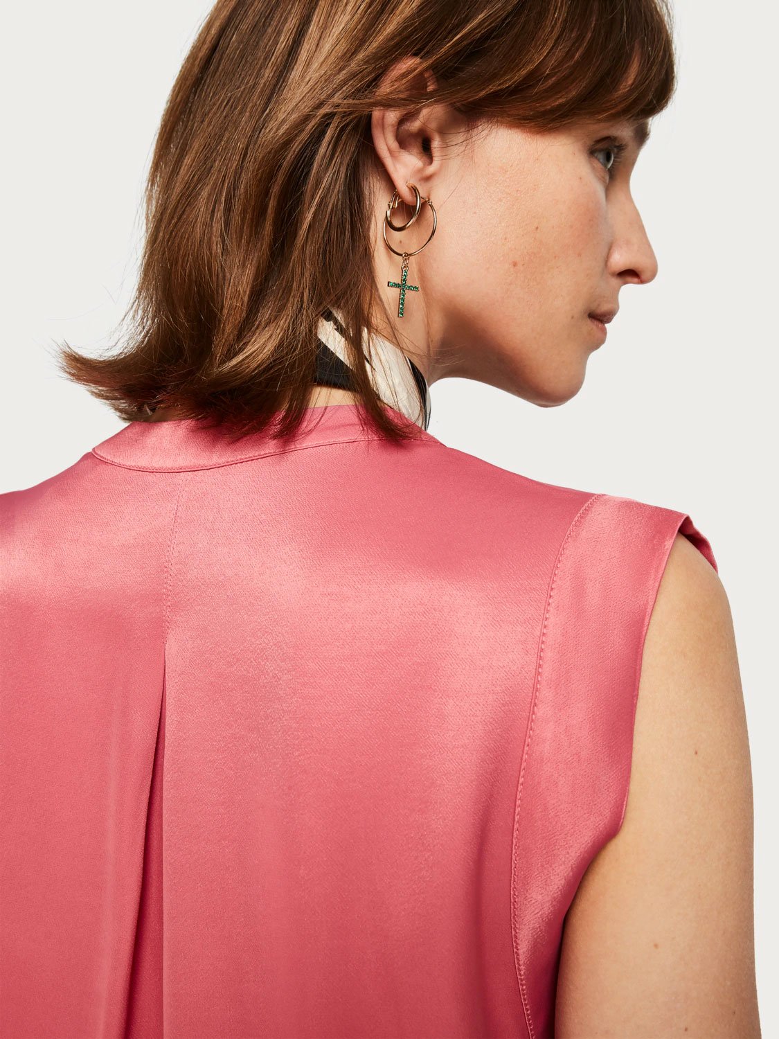 Sleeveless Pleated Top